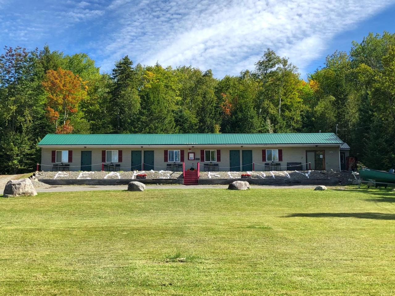 Peaks Kenny Lodge Dover-Foxcroft Ngoại thất bức ảnh